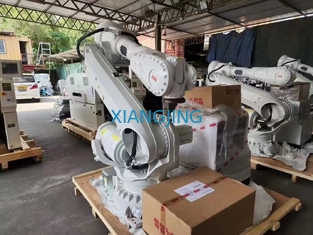 6700-205/2.8 a carga útil usada industrial do robô 205kg de ABB com armário ensina o pendente
