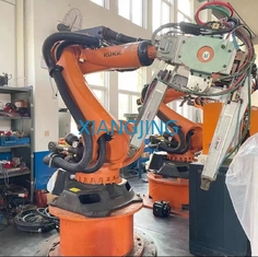Robô KR120 R3200 de Kuka da segunda mão com braçadeira de solda