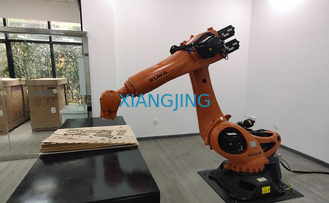 Braço EXTRA do robô da segunda mão de KUKA KR210 R3300 para o corte