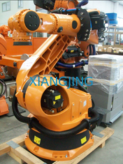 Mão de solda robótico da linha central segunda do braço KUKA KR120 R3200 6 para a picareta e o lugar