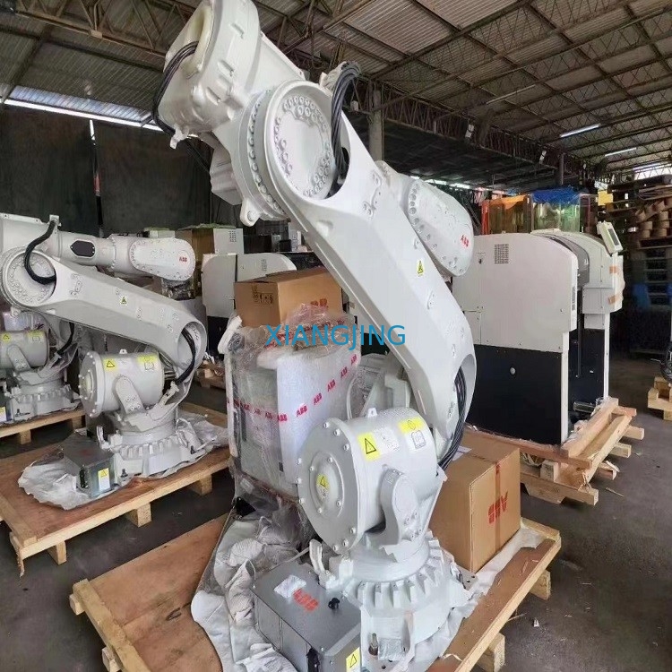 6700-205/2.8 a carga útil usada industrial do robô 205kg de ABB com armário ensina o pendente