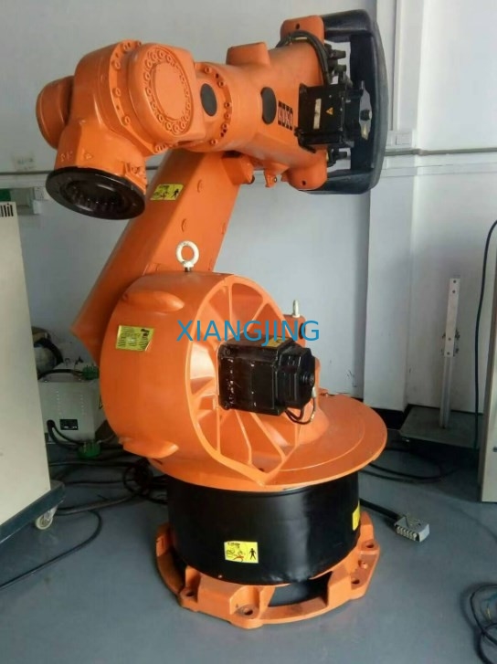 Robô usado EXTRA do KR 210 R2700 Kuka para o robô da mão da picareta e do lugar segundo